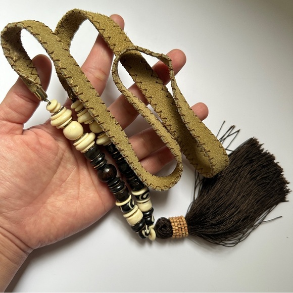 Vintage Tassels Beaded Necklace - Picture 12 of 12